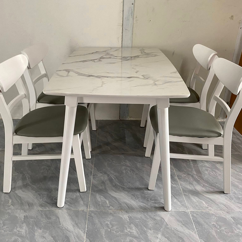 Bộ bàn ăn mặt giả vân đá + 4 ghế Mango