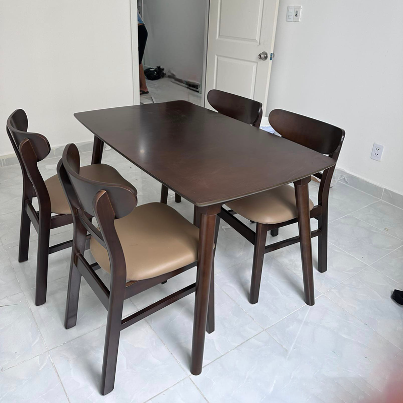 Bộ bàn ăn Mango 1m2 + 4 ghế
