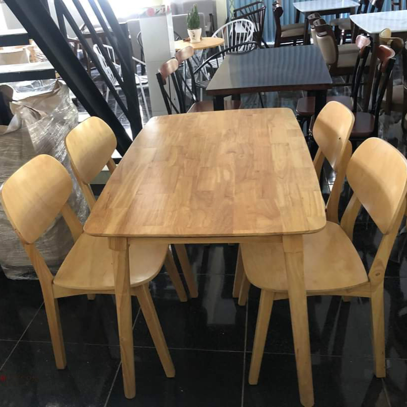 Bộ bàn ăn Venus 1m2 + 4 ghế