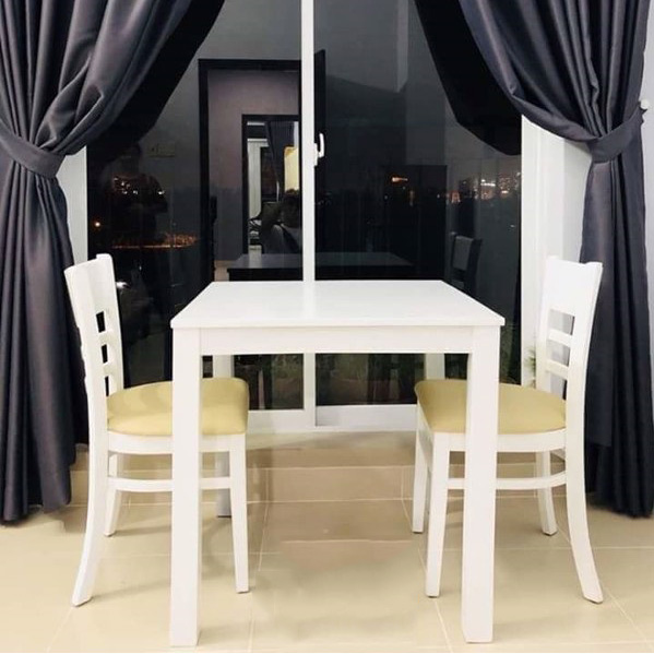 Bộ bàn Cabin vuông 80x80cm + 2 ghế