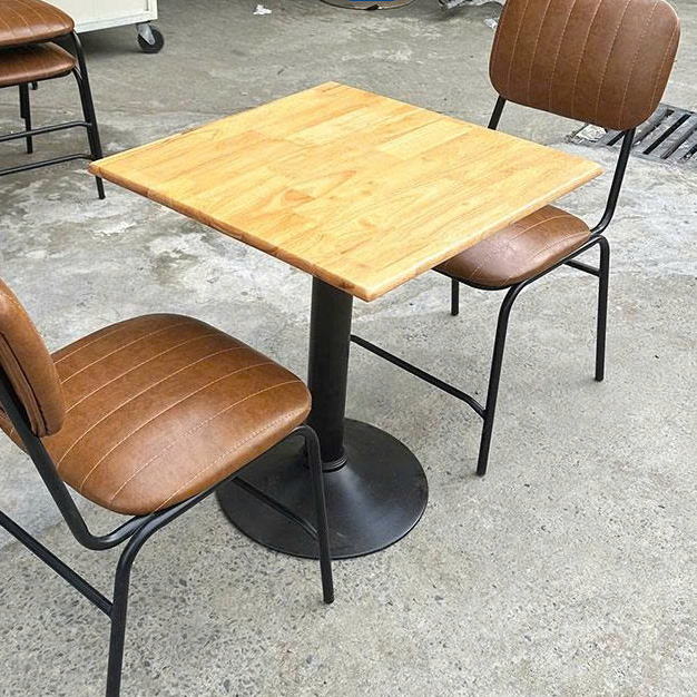 Bàn cafe chân sắt đế tròn