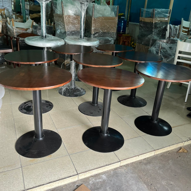 Bàn cafe chân sắt đế tròn