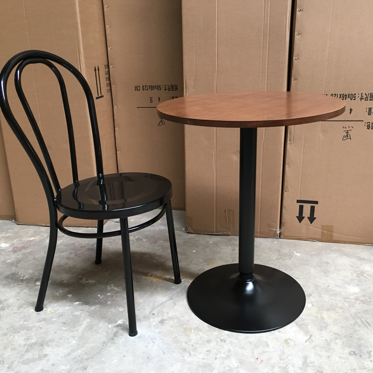 Bàn cafe chân sắt đế tròn