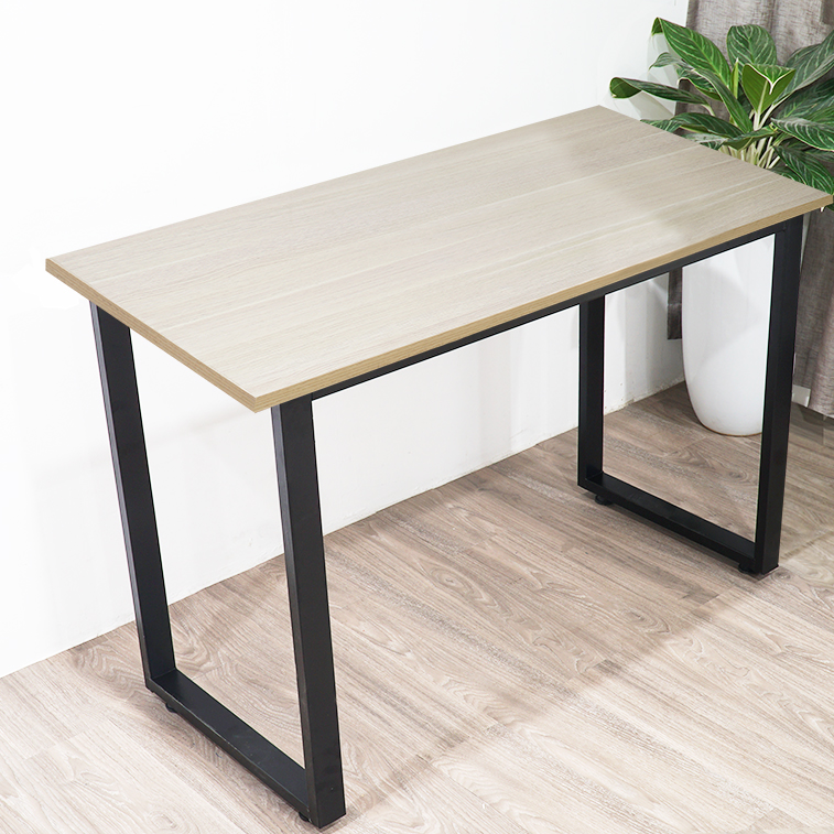 Bàn làm việc chân sắt chữ U