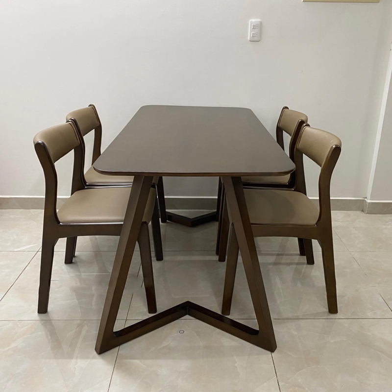 Bộ bàn ăn chân chữ V 1m2 + 4 ghế Bella