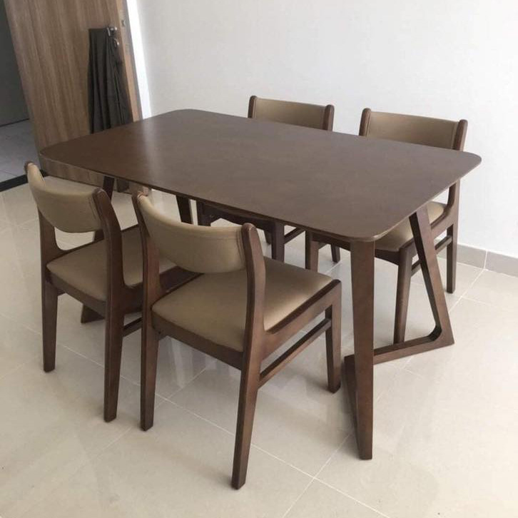 Bộ bàn ăn chân chữ V 1m2 + 4 ghế Bella