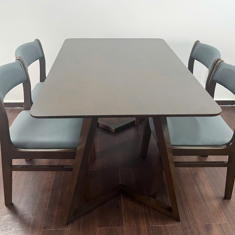 Bộ bàn ăn chân chữ V + 4 ghế Bella