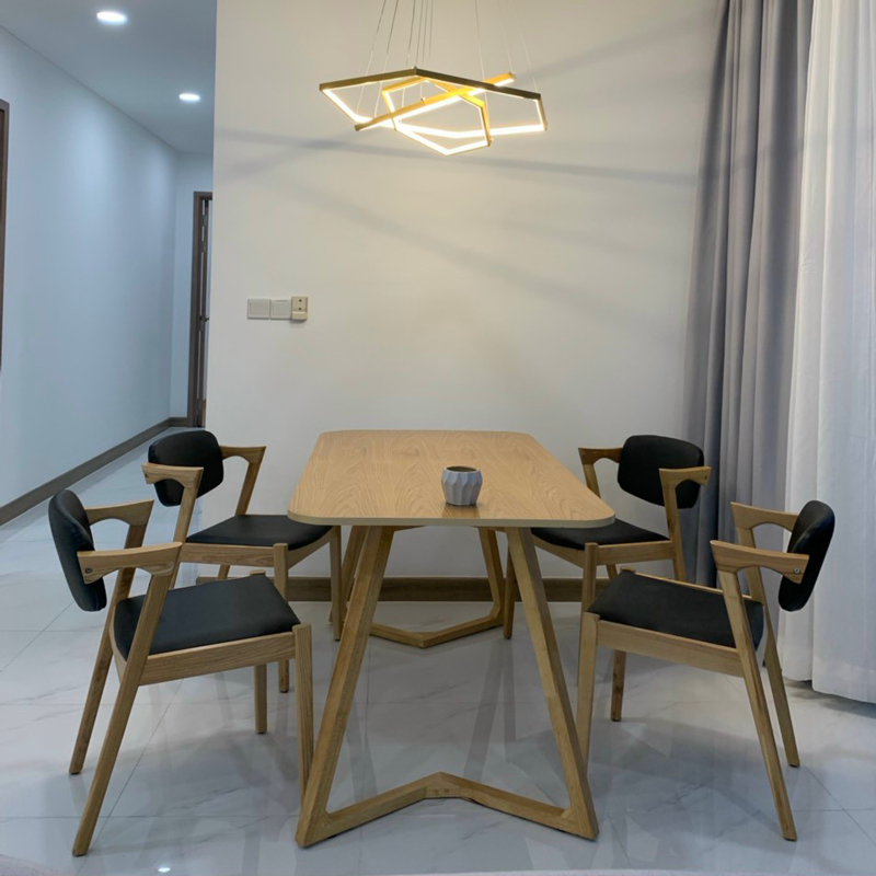 Bộ bàn ăn chân chữ V 1m2 + 4 ghế Kai