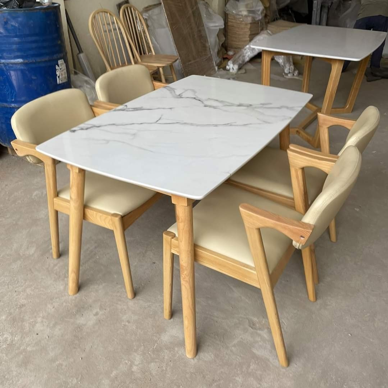 Bàn ăn mặt giả vân đá