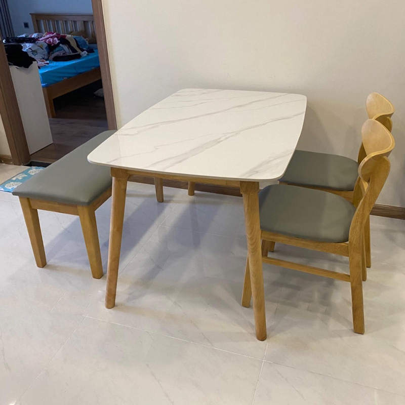 Bàn ăn mặt đá ceramic trắng vân mây