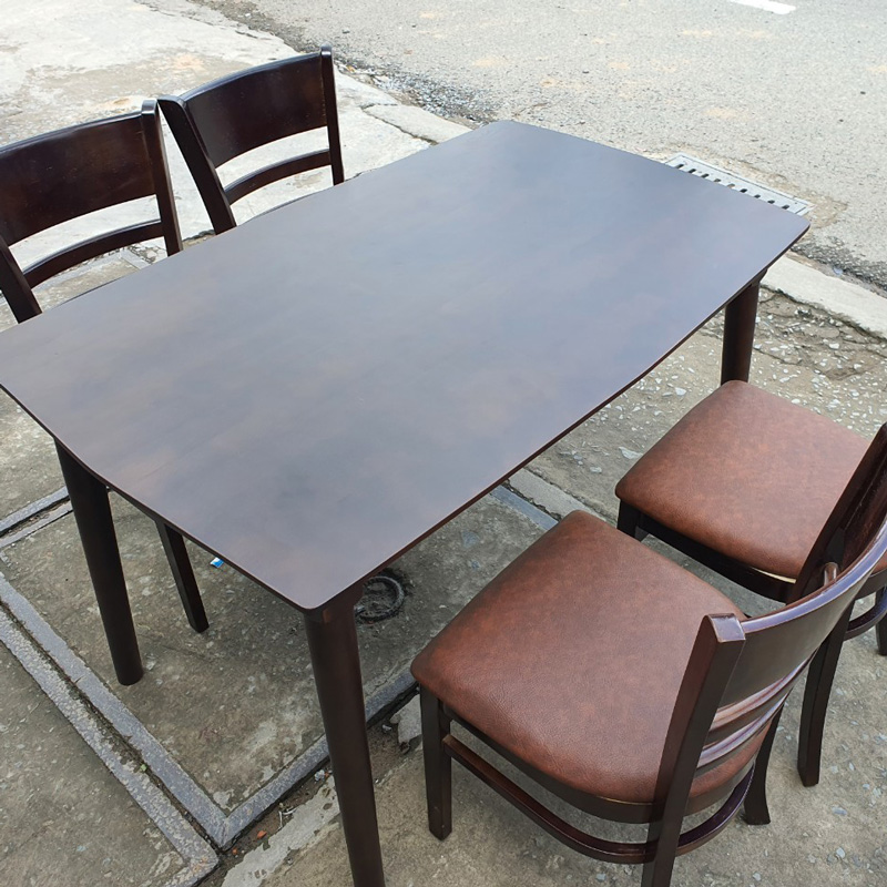 Bộ bàn Mango 1m2 + 4 ghế Cabin