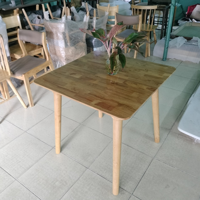 Bàn Mango mặt vuông 75x75cm