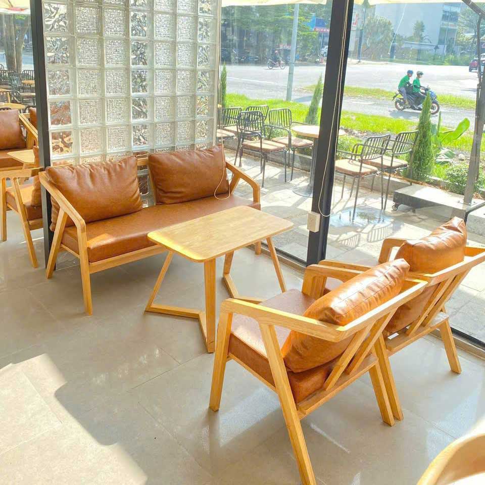 Bàn trà chân chữ V