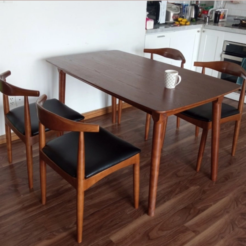 Bộ bàn ghế Bull 1m2 + 4 ghế