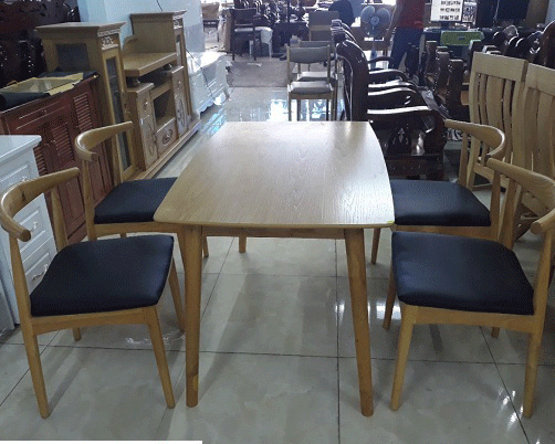 Bộ bàn ghế Bull 1m2 + 4 ghế