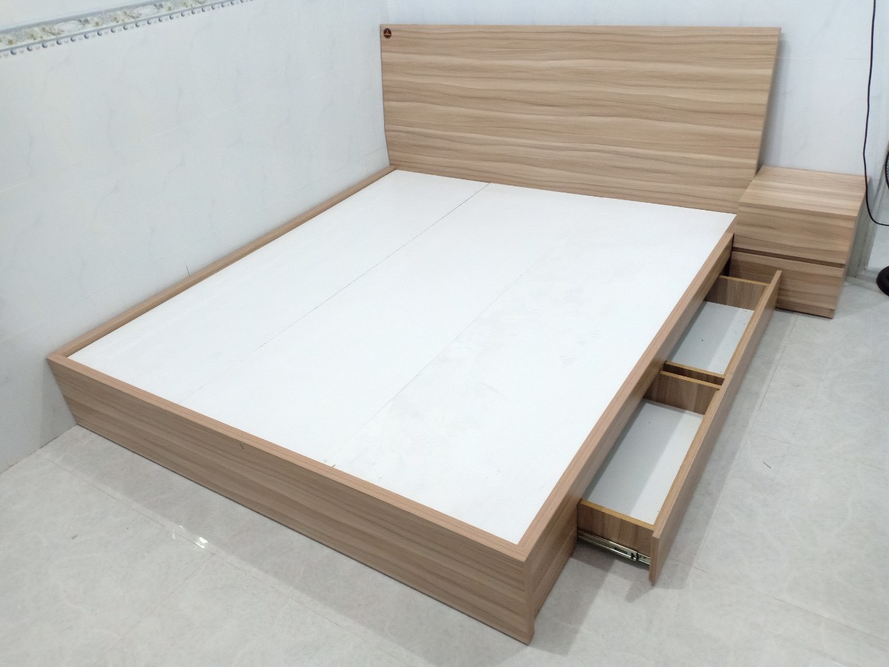 Giường Ngủ 2 hộc kéo TM-G20602