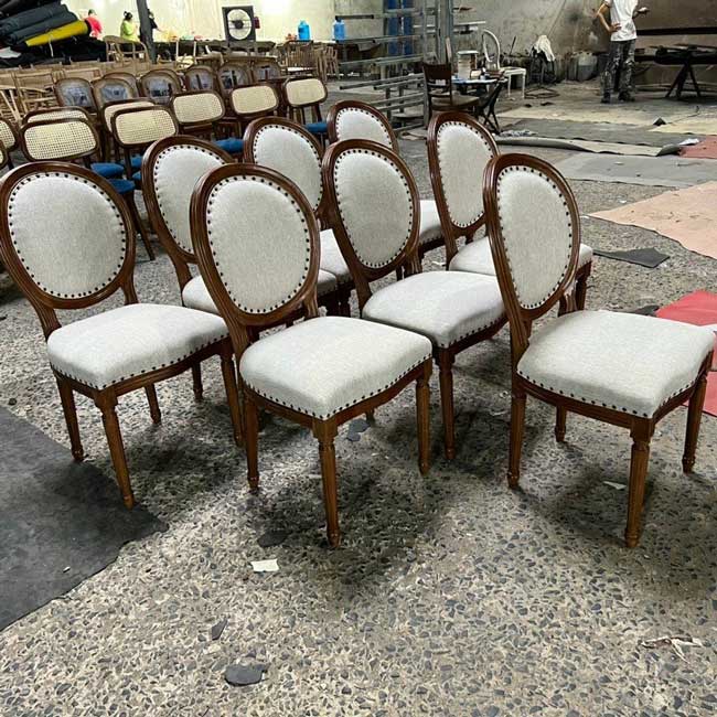 Ghế Louis không tay