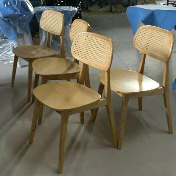 Ghế PLC mắt cáo