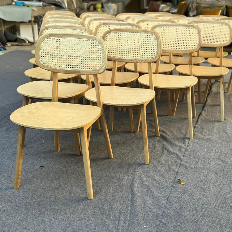 Ghế PLC mắt cáo