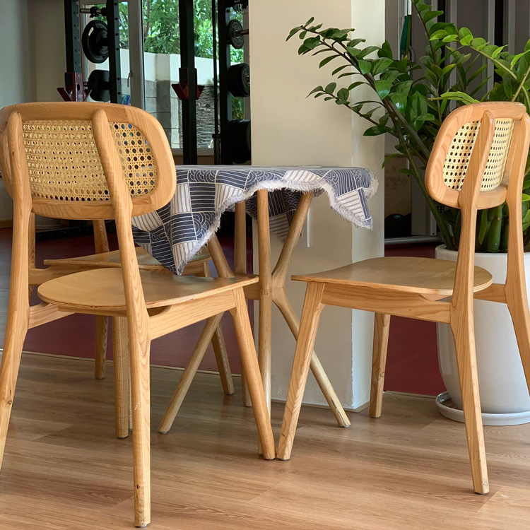 Ghế PLC mắt cáo