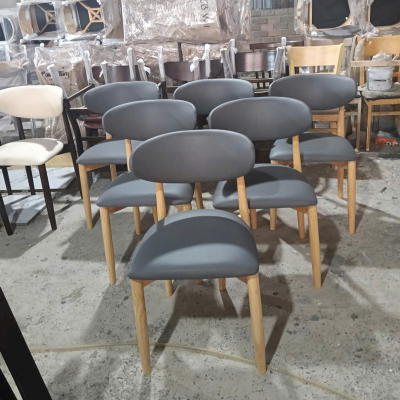 Ghế Oleandro (Ghế tựa trăng)