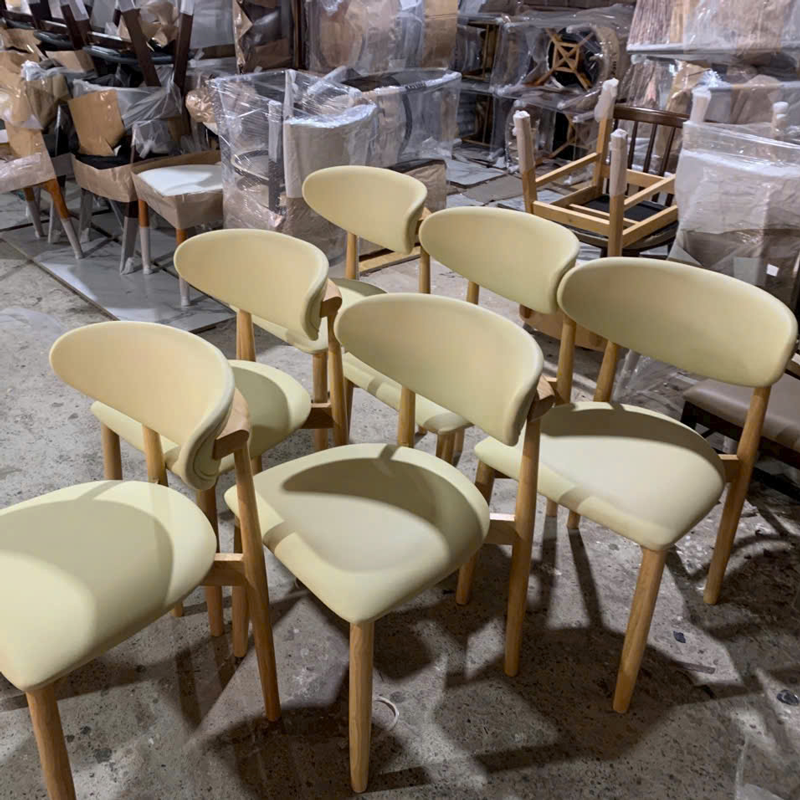 Ghế Oleandro (Ghế tựa trăng)