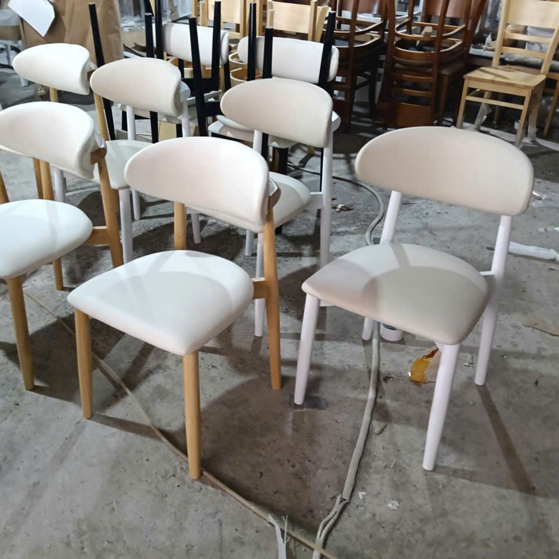 Ghế Oleandro (Ghế tựa trăng)