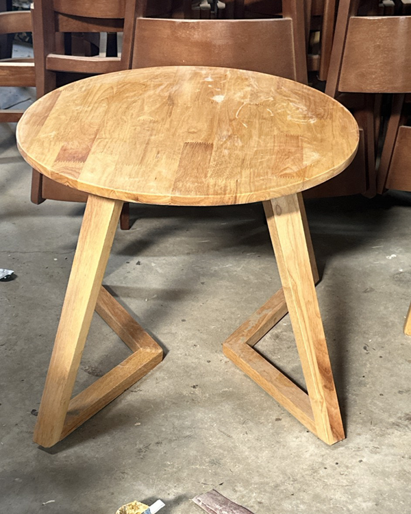 Bàn trà Chân Chữ V mặt tròn