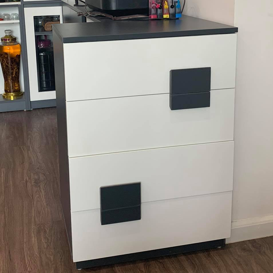 Tủ Trang Trí TM-TT203002