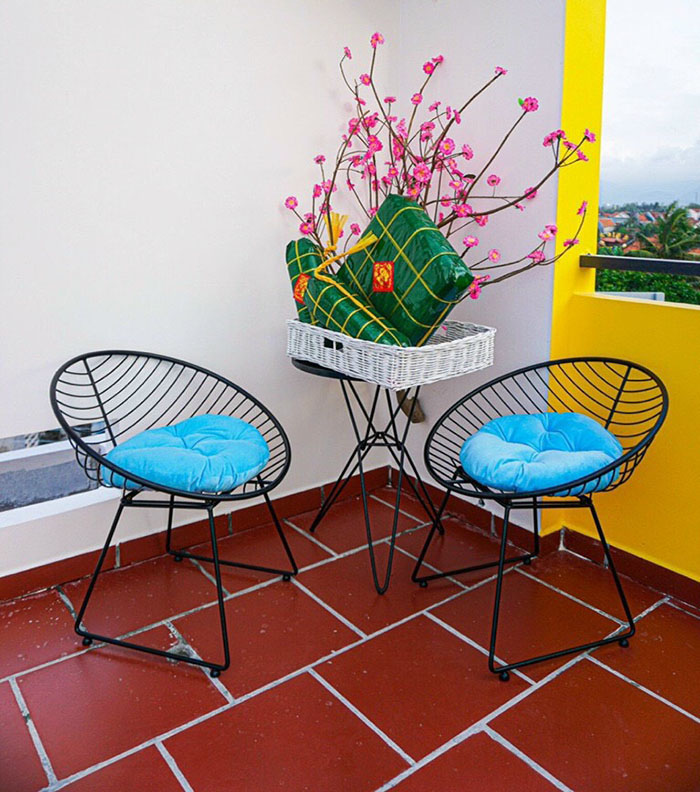 Ghế sắt hình nón (có nệm ngồi)