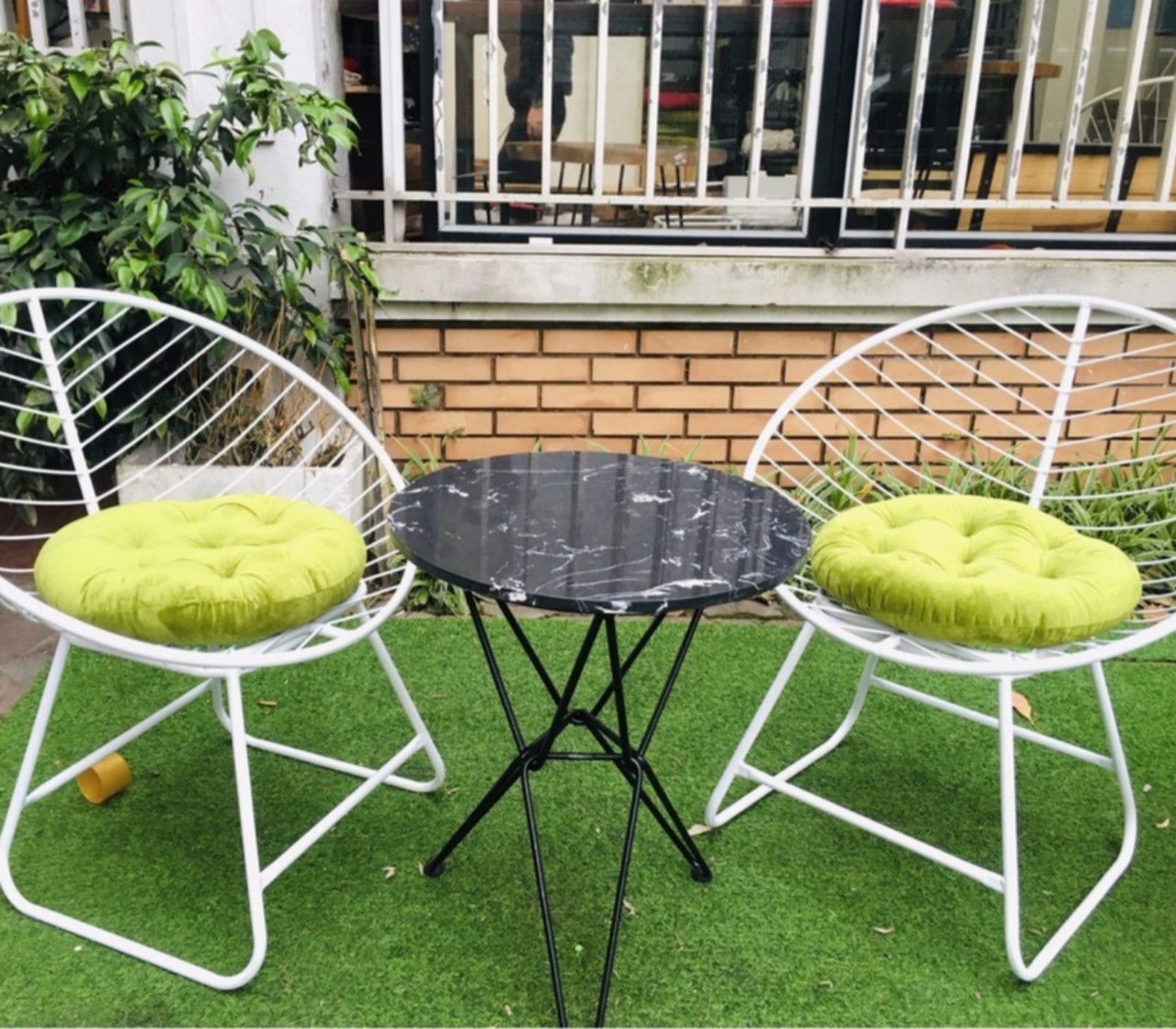 Ghế sắt hình nón (có nệm ngồi)