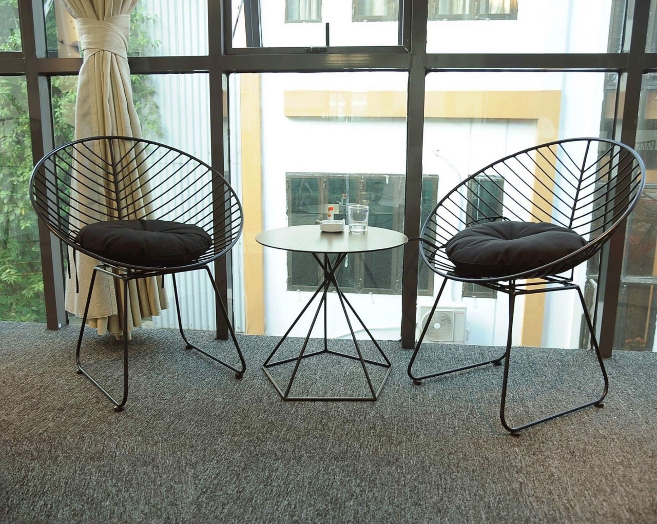 Ghế sắt hình nón (có nệm ngồi)