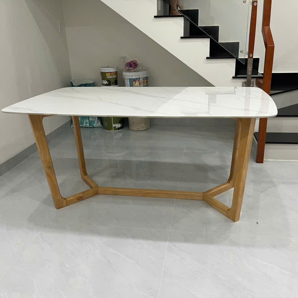 Bàn ăn Concorde mặt đá ceramic trắng vân mây