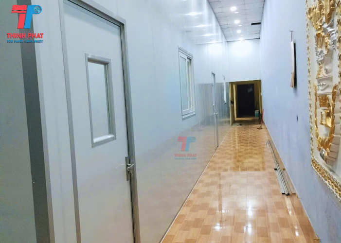 cửa đi 1 cánh panel 5