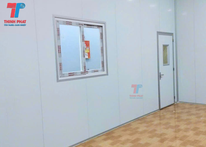 cửa đi 1 cánh panel 10