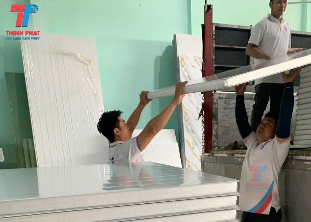 giá panel EPS tháng 4 6