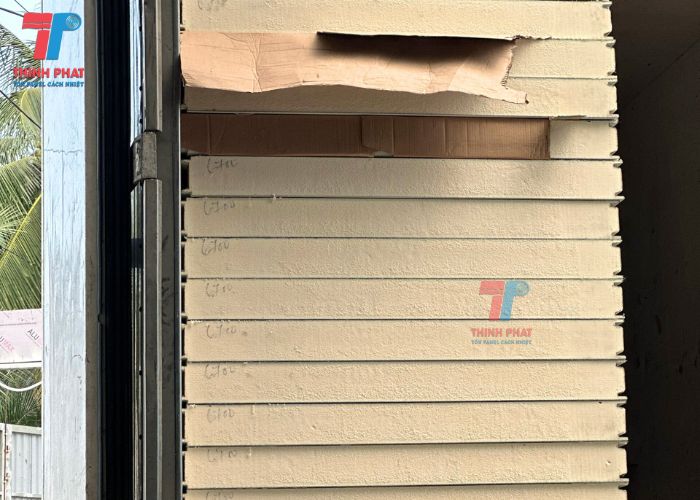giá panel tháng 7