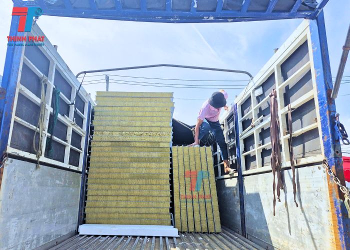 giá panel Rockwool tháng 7 5