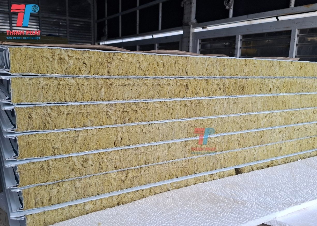 giá vách panel Rockwool 1
