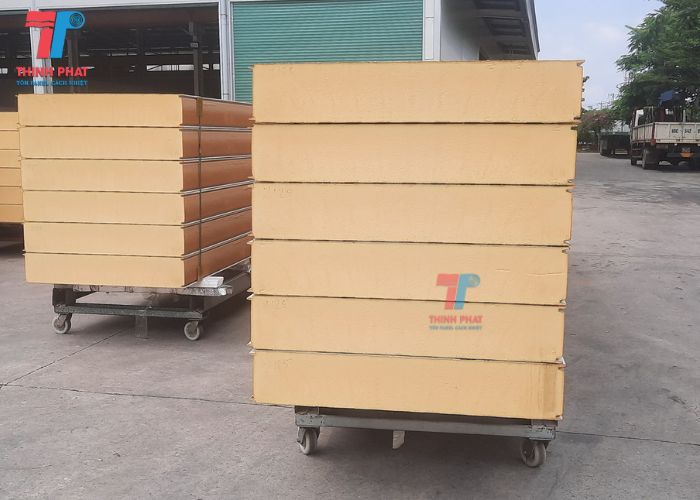 trần panel cách nhiệt 5