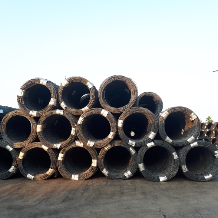 Phó Thủ tướng đề nghị 2 bộ nghiên cứu kiến nghị về thép nhập khẩu