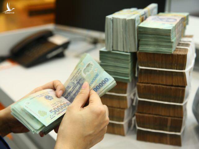 Áp lực lên chính sách tiền tệ vẫn còn rất lớn
