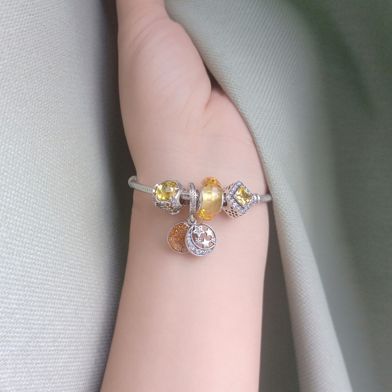 Vòng Charm Cho Người Mệnh Thổ: Tác Dụng, Lựa Chọn Và Ý Nghĩa Phong Thủy