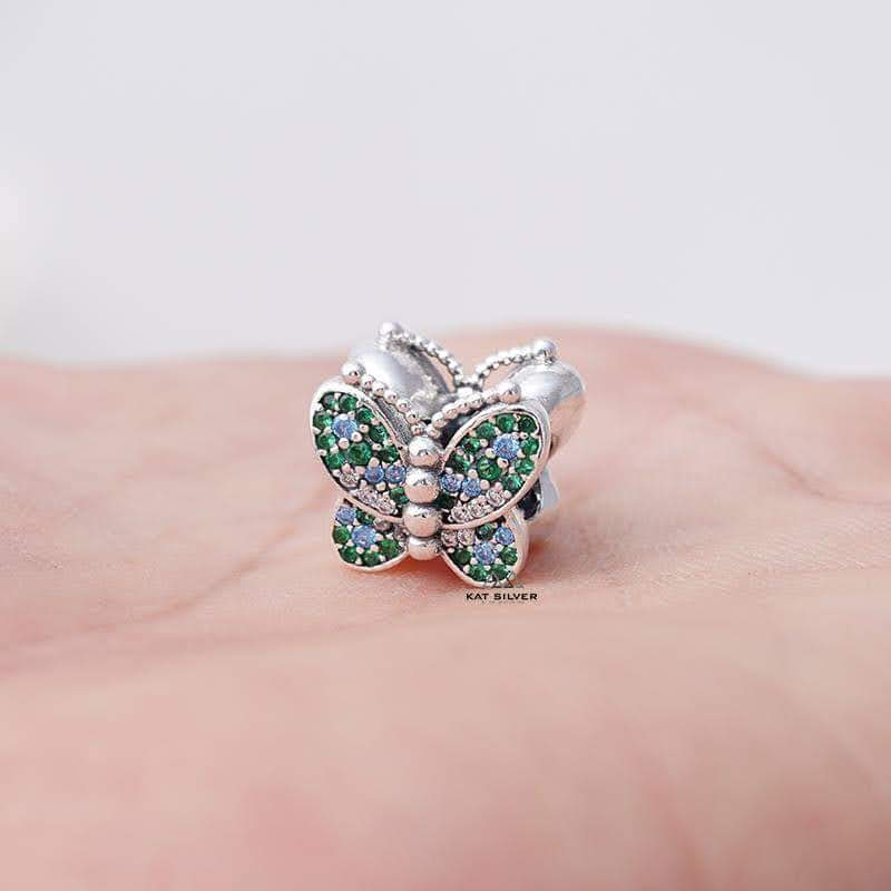 CHARM CÁNH BƯỚM ĐÁ LẪN XANH LÁ