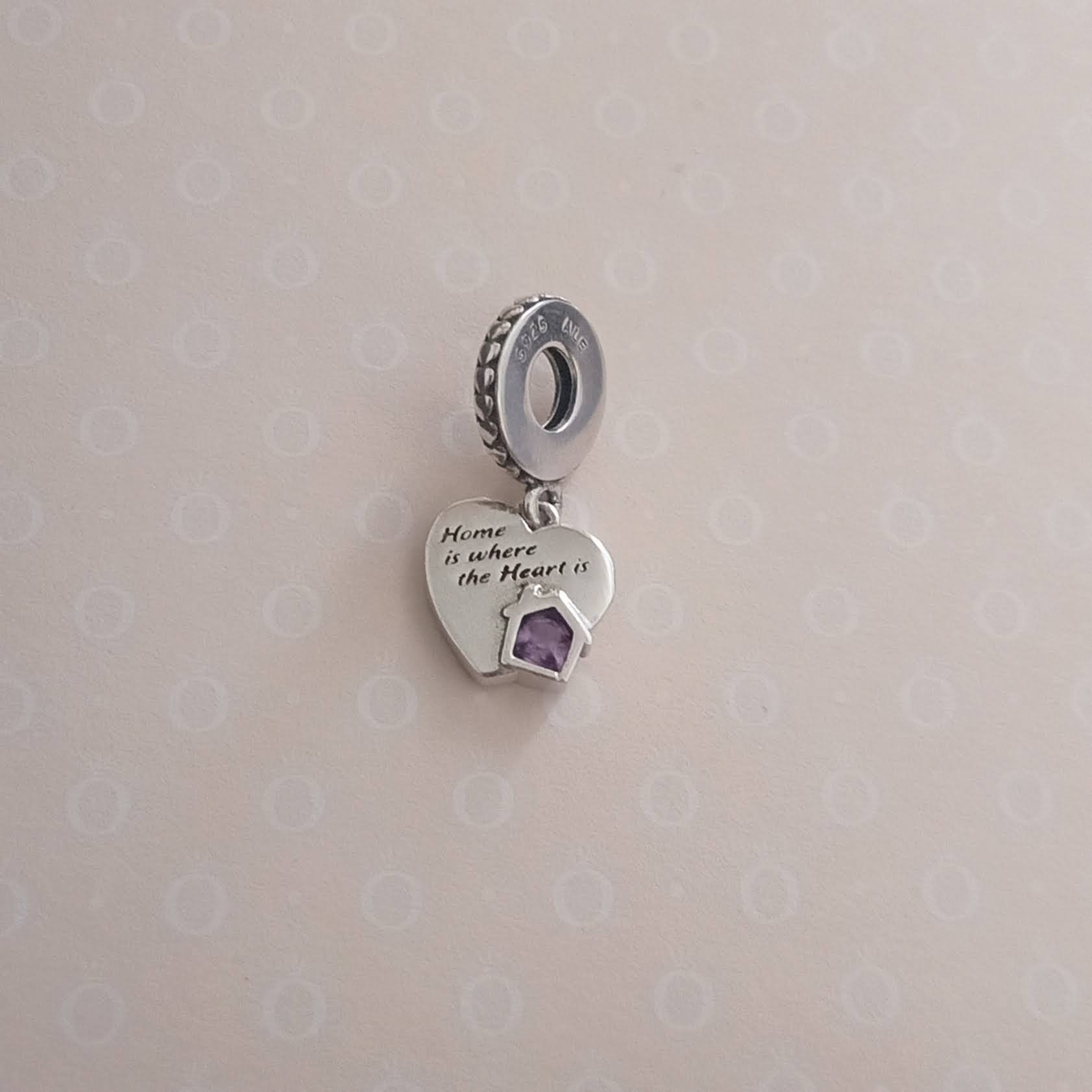 CHARM TREO TIM NGÔI NHÀ ĐÁ MÀU TÍM