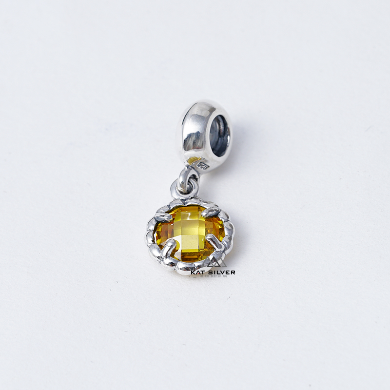 CHARM TREO TRÒN HAI MẶT ĐÁ VÀNG