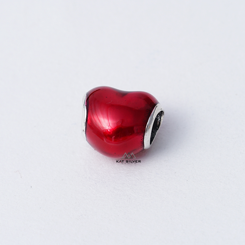 CHARM TRÁI TIM SƠN ĐỎ
