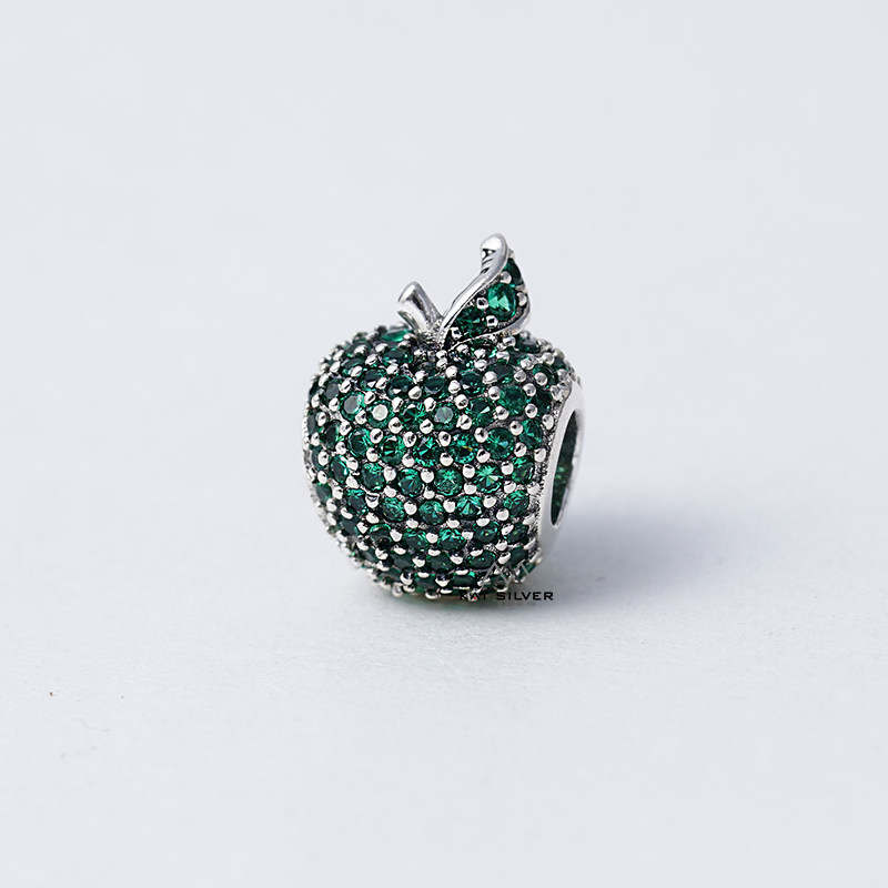 CHARM QUẢ TÁO XANH LÁ