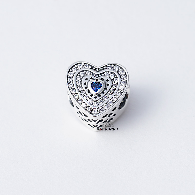 CHARM TIM ĐÁ TRẮNG NHÂN TIM XANH DƯƠNG