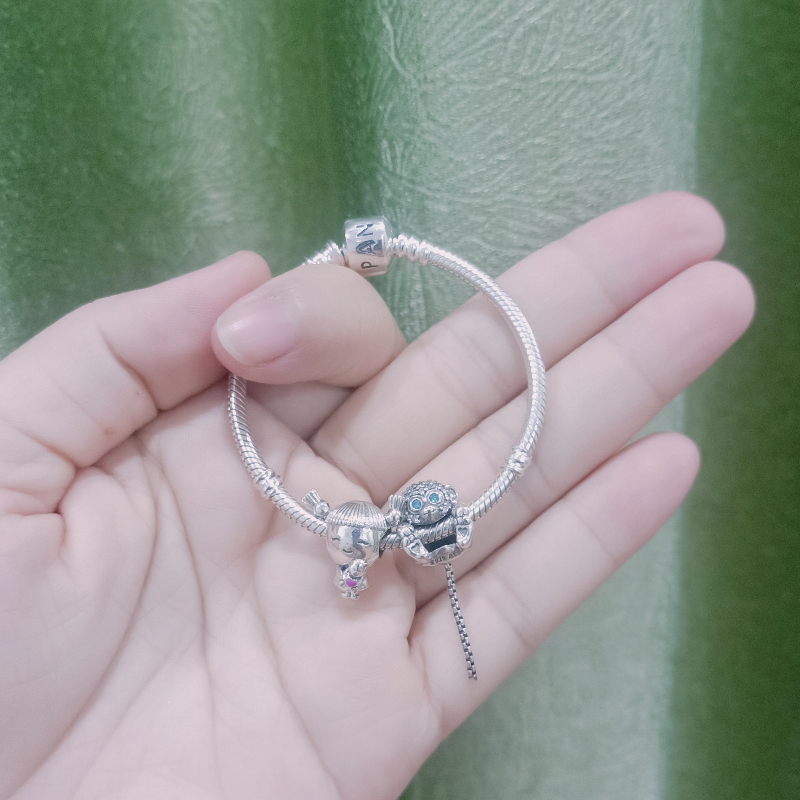 VÒNG CHARM BABY VÀ KHỈ MẮT XANH LƠ